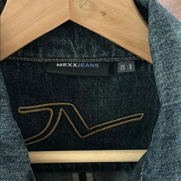 Classic Denim Jacket - Picture 2 of 10